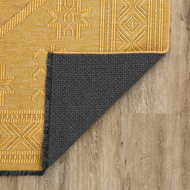 Ebern Designs Daviya Gold Machine Washable Nonskid Rug & Reviews